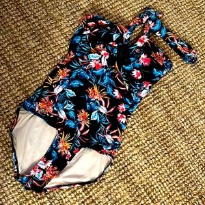 Merona tropical one-piece halter swimsuit (Women’s), size medium